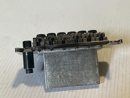 2020's Electric Guitar FRT-02000 Black Chrome Cosmo Floyd Rose Tremolo Bridge - Picture 7 of 14