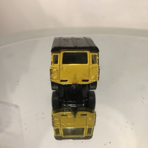 Vintage Matchbox Land Rover Ninety 90 1987 Diecast Model 1:62 Yellow - Picture 5 of 8