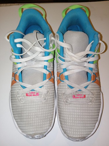 Size 9.5 - Nike LeBron Witness 7 Grey Fog Multi-Color - Picture 2 of 5