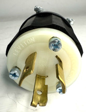 LEVITON LOCKING PLUG INDUSTRIAL GRADE 9965-C  20AMPS - 125VOLTS