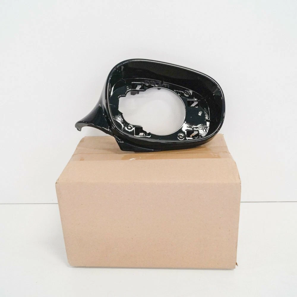 NEW BMW 1 SERIES E81 RIGHT WING MIRROR SUPPORT RING 51167220562