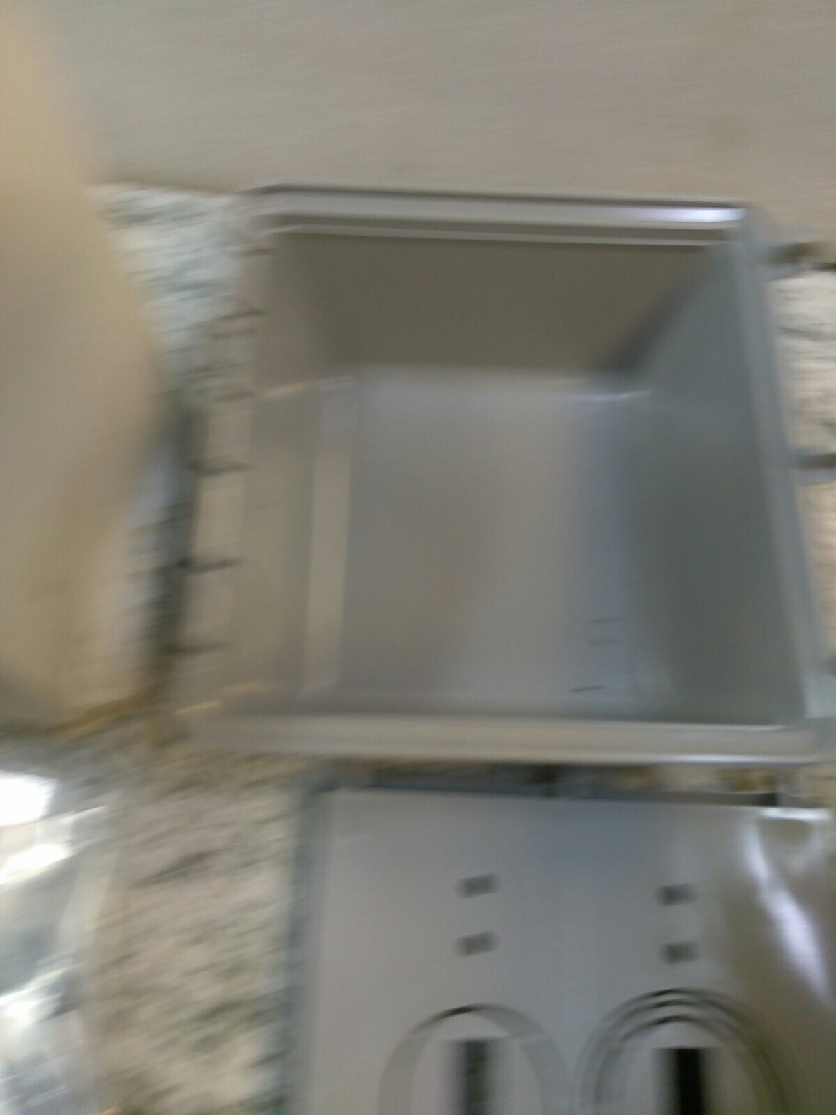 Foto 9 di 10