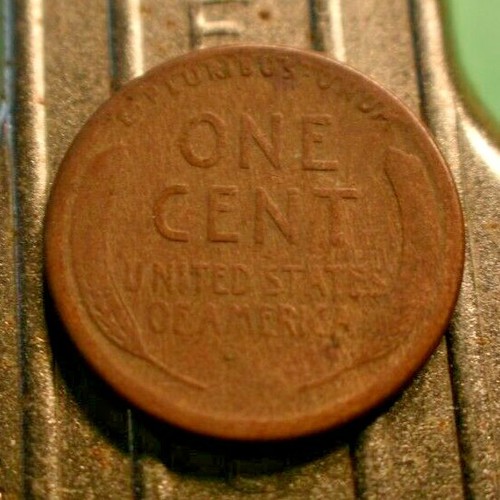 1921-S Lincoln Wheat Cent 1c with Woodie Surface Errors. (#6990) - Picture 2 of 2