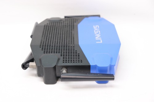 Linksys WRT1900AC 1300 Mbps 4 Port Dual-Band Wi-Fi Router - Picture 7 of 13