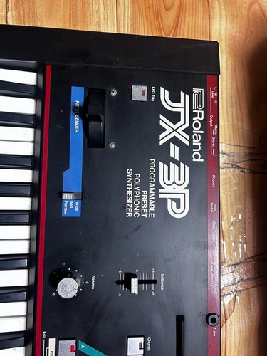 Roland JX-3P Synthesizer Electric Keyboard (Black) – Very Good Condition, Used - Picture 2 of 5