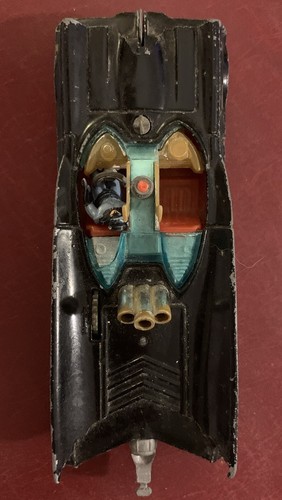 Vintage 1966 CORGI BATMAN Batmobile 267 and Bat Boat , 107 w/Fig - Picture 2 of 5