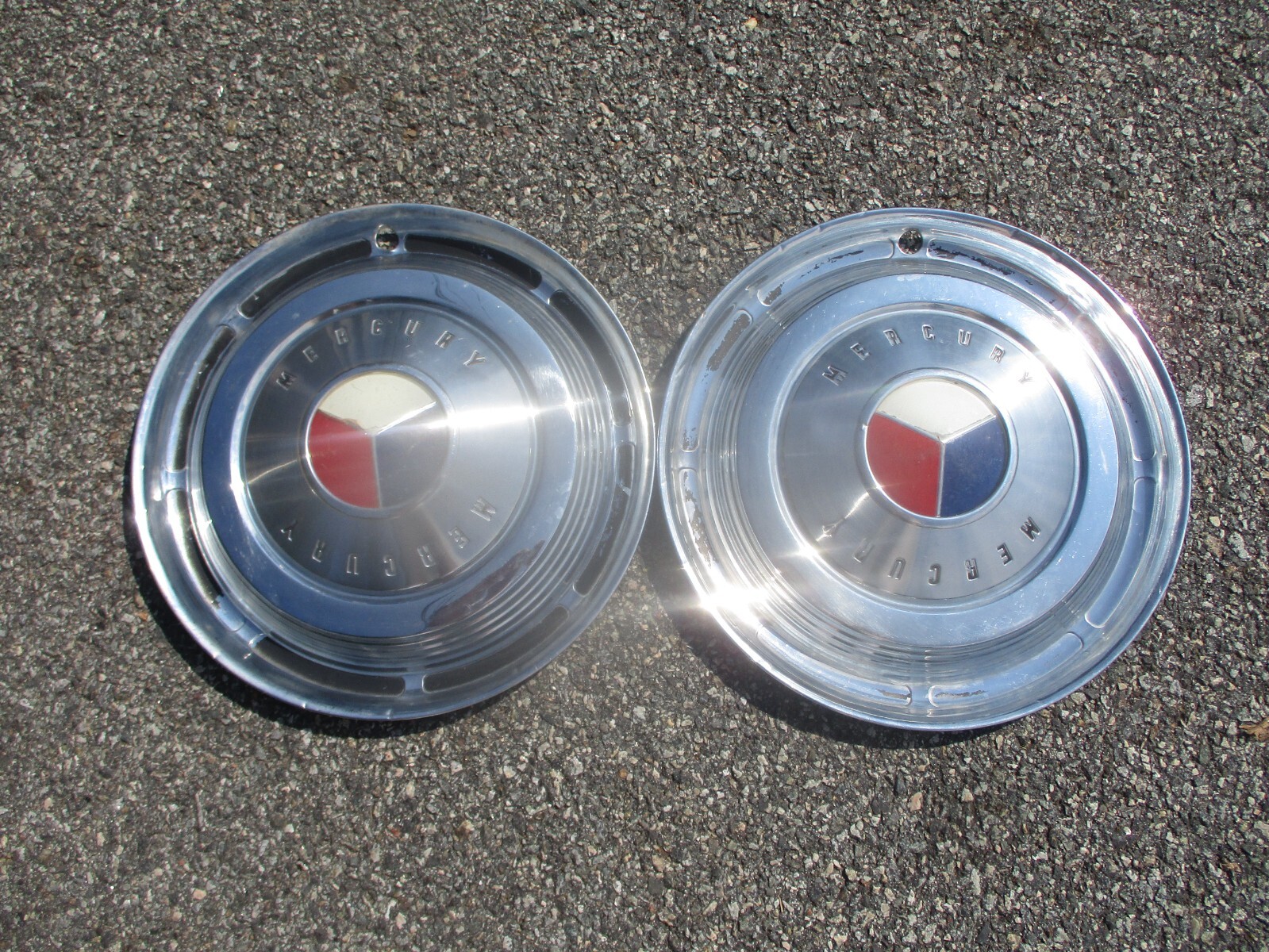 Factory 1962 Mercury Comet Meteor 14 inch hubcaps wheel covers eBay