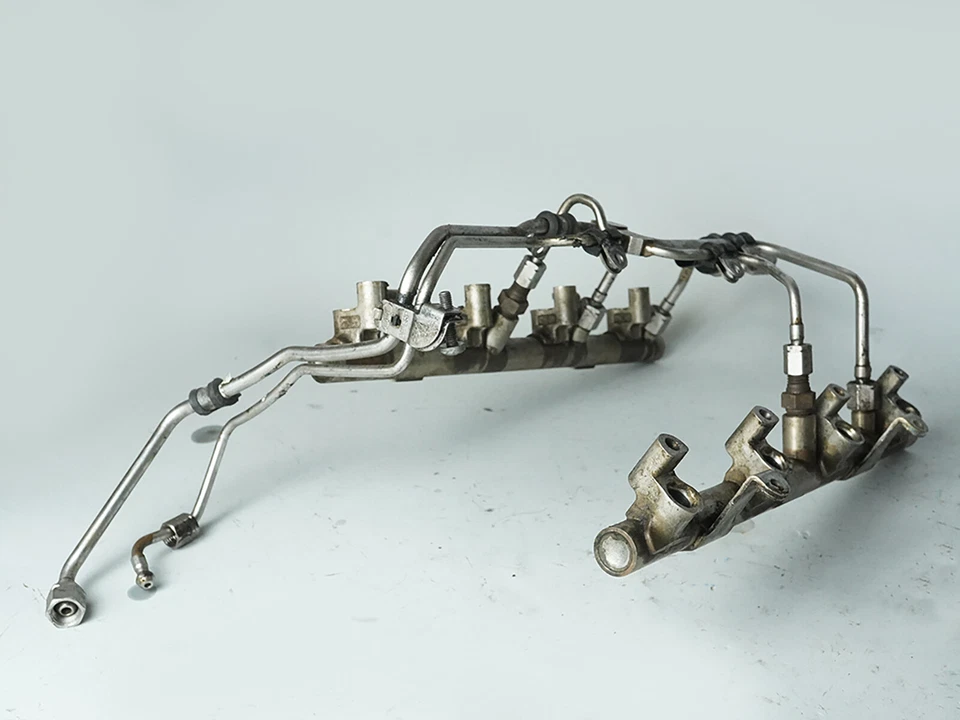 2007 - 2010 Audi Q7 4L 4.2L Fuel Rain Injection Injectors Engine 079133315E Oem Foto 2 de 4