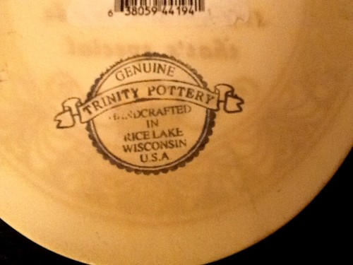 Placa de cerámica Trinity Friends Are Like chocolates de lujo ovalados hechos a mano en EE. UU. - Imagen 4 de 7