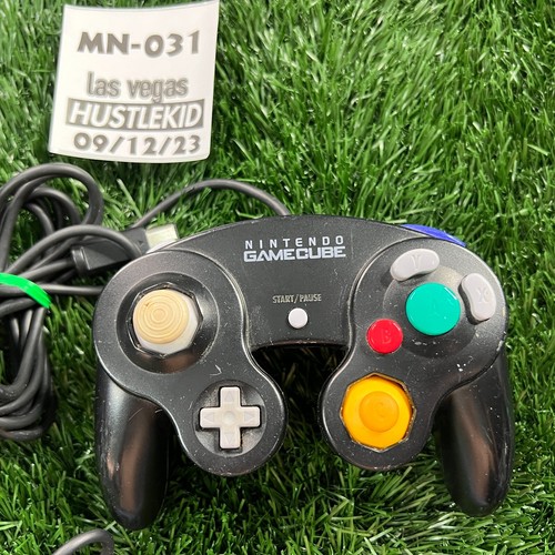 Official Nintendo Gamecube Power Adapter DOL-002 + AV Cable + DOL-003 Controller - Picture 3 of 9