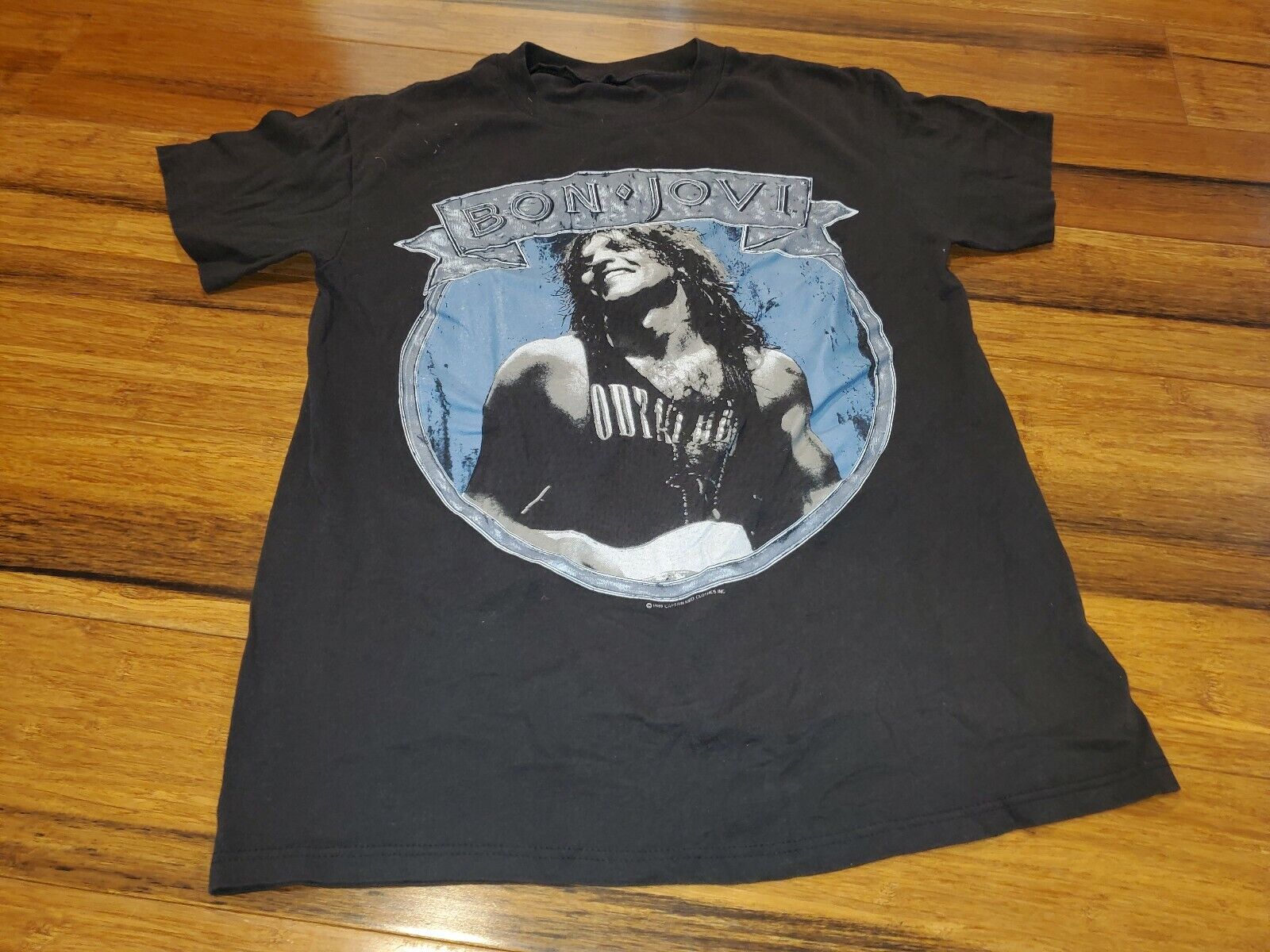 Vintage 1989 Bon Jovi Rocks The Earth Tour T Shirt ne… - Gem Vintage 1989 Bon Jovi Rocks The Earth Tour T Shirt ne… - Gem