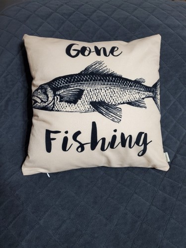 Set Of 2 Throw Pillows "Gone Fishing" 16" X 16" Lake Lodge Cabin Fishing Trout - Picture 3 of 9