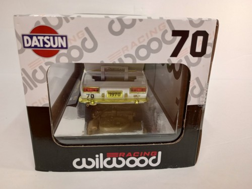 M2 Machines 1:24 Scale Wilwood 1970 Datsun 510 R114 CHASE ( Free Shipping ) - Picture 3 of 7