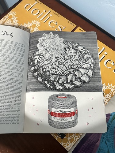 Lot Of 5 American Thread Star Doily Books Fashions Doilies Afghans Crochet Knit - Picture 9 of 21