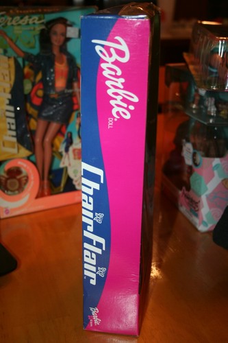 Bambola Barbie Chair Flair 2002 - nuova con scatola - ha danni - Foto 3 di 7