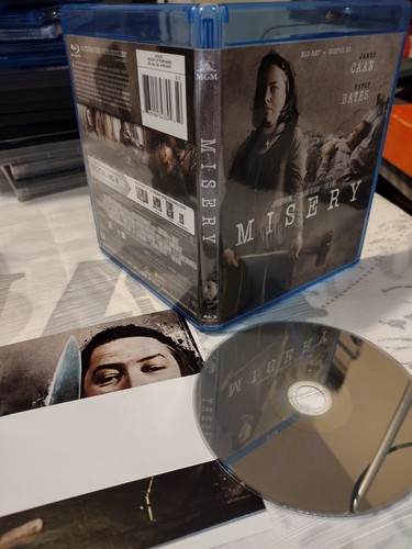 Misery, James Caan, Kathy Bates, Castle Rock Pictures, 1990, Blu-ray Lobby Cards - Picture 6 of 8