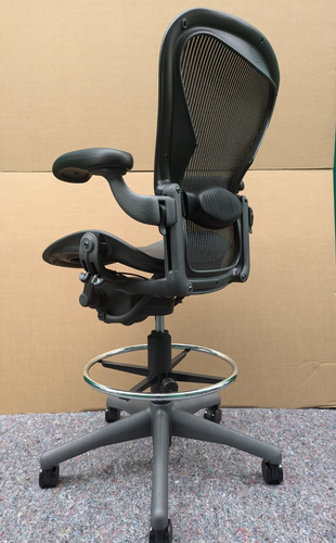 Herman Miller Aeron Stool Size B Fully Loaded Lumbar - Excellent - UK Delivery - Picture 12 of 16