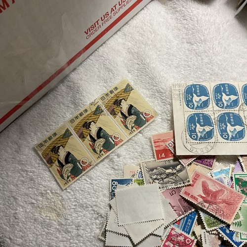 Japan-(-1920-1960’s-)-HISTORICAL EVENTS-LOT OF 300 + OLD STAMPS-USED- #430 - Picture 3 of 8