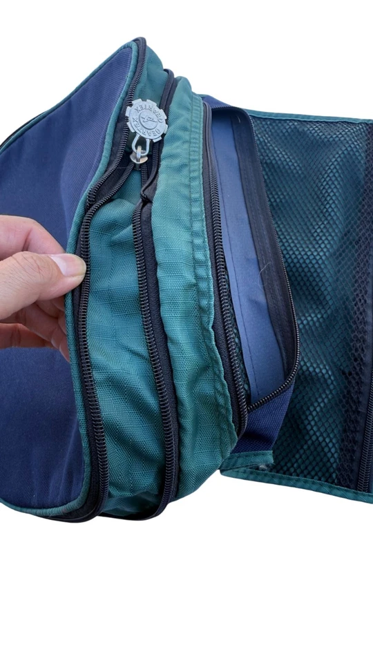 Canon EOS-1V Camera Gadget Bag Small-Medium Sized Zipper Pouch Green Blue Black - Image 3 of 4