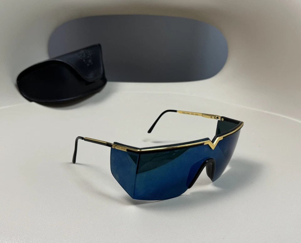 Gafas de sol vintage para mujer Gianni Versace Shield máscara mod. S90 azul marino dorado Foto 2 de 4