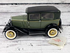 Franklin Mint 1930 Ford Model A Tudor 1:24 Diecast with Box