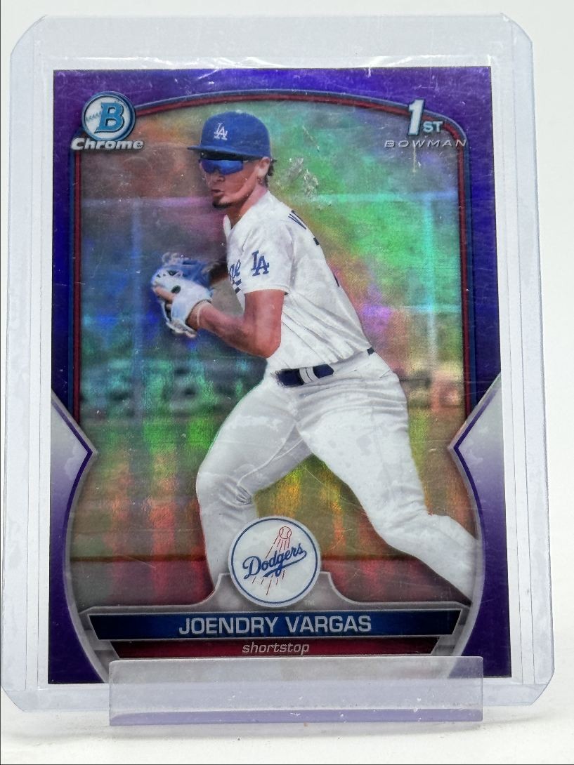 JOENDRY VARGAS 2023 BOWMAN CHROME 1ST PURPLE REFRACTOR DODGERS /250 Q1883