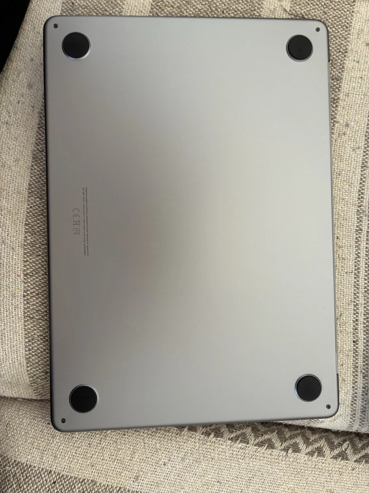 Apple MacBook Air 13" M3 · 24GB · 256GB, photo 4 sur 5