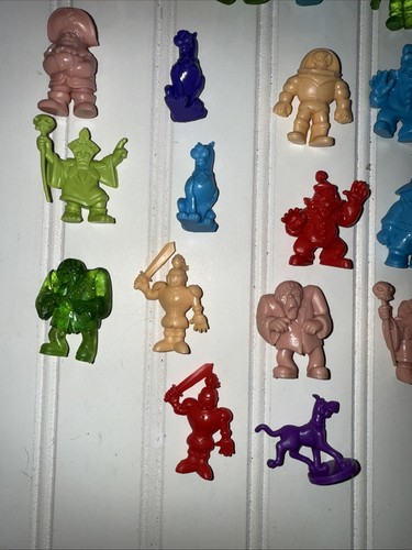Scooby Doo Tiny Mights 29 figuras color mixto lote CultureFly minigiguras - Imagen 6 de 6