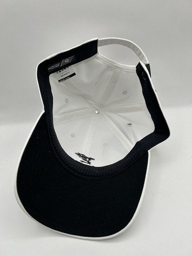 NUEVO Sombrero de Golf Punta de Ciprés Taylormade Blanco Negro Top 5 CON ETIQUETAS Ajustable - Imagen 5 de 6