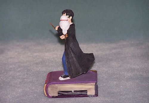 "HARRY POTTER" HARRY POTTER GESCHICHTENERZÄHLER FIGUR VON ENESCO - Bild 2 von 5
