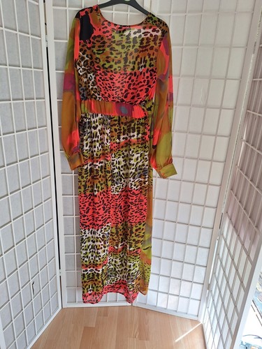 "Boohoo" Gorgeous maxi dress/ Beach cover up, Size Medium, See full description - Picture 20 of 21