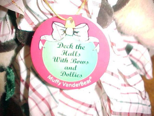 LOT MUFFY VANDERBEAR DRESSED & LULU (DOG) DECK THE HALLS WITH BOWS & DOLLIES - Picture 5 of 7