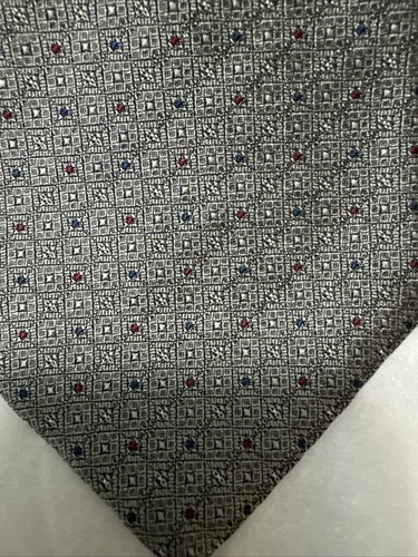 Oscar De La Renta Pure Silk Tie Silver/Gray Small Geometric Pattern NWT - Picture 2 of 9