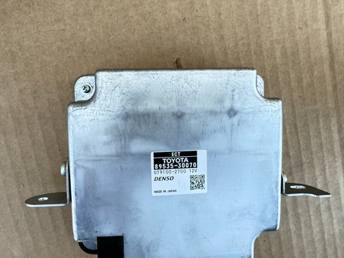 635823. Lexus GS460 GS350 Transmission Control Module Computer OEM 89535-30070 - Picture 3 of 9