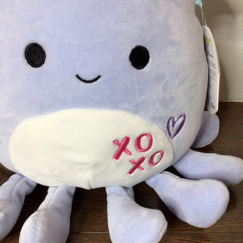 Squishmallows 8” Stacy the Shy Squid XOXO Heart Valentine’s Day Plush NEW - Picture 3 of 6