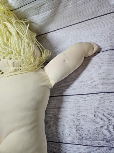 Cabbage Patch Kids LITTLE PEOPLE SOFT SCULPTURE Doll - 1983 - No Clothes - FLAWS - Picture 13 of 22