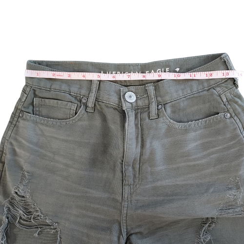 American Eagle höchste Leibhöhe Mom Shorts Gr. 4 olivgrün Used-Look - Bild 3 von 8