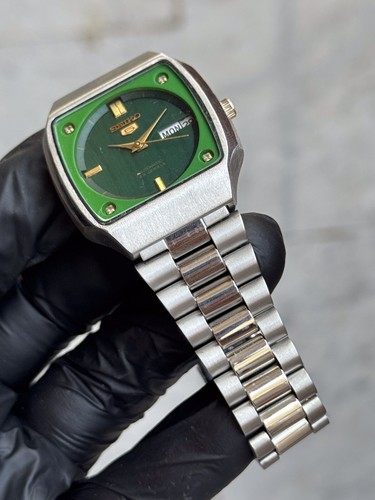 Vintage Seiko 5 Automatic Day/Date Mens Wrist Watch - Picture 6 of 8