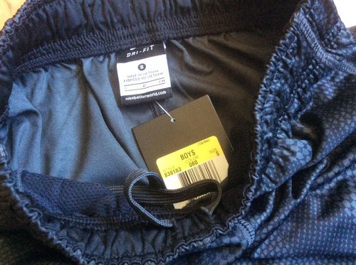 New Nike Boys Youth Training Basketball Dri Fit Shorts Sz S Style # 839163 060 - Picture 3 of 5