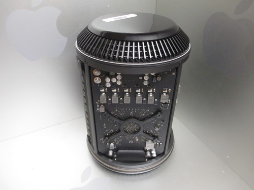  Apple Mac Pro 6.1 A1481 2013 3,5GHz Xeon 6-Core D300 2GB - 32GB RAM 128GB SSD - Bild 9 von 15