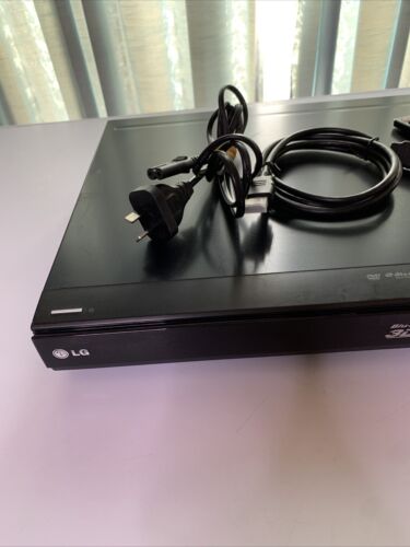 LG 3D Bluray DVD Player HDD & HD Tuner HR536D Region B & 4 - Picture 2 of 12