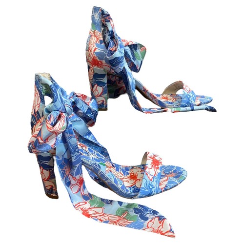 Absatz Jessica Simpson Narella Blumendruck Sandalen Gr. 8,5 gebraucht frech Spaß sexy - Bild 11 von 24