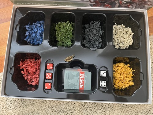 Risk Board Game - Parker Brothers Hasbro Golden Cavalry Token Ed 2003 Game Night - Picture 2 of 5