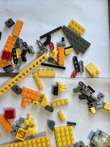 VTG LEGO set #4094 Inventors: Motor Movers 2004 Parts #71 - Picture 3 of 9