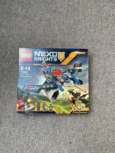 LEGO NEXO KNIGHTS: Aaron Fox's Aero-Striker V2 (70320) - Picture 4 of 4