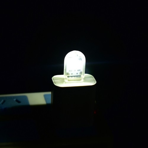Mini Portable LED Bright USB Night Light Lamp Gadgets for PC Laptop Reading_y JW - Afbeelding 4 van 9