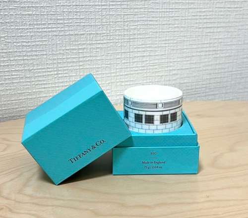 Candela profumata Tiffany & Co aroma FIG 75 g 2,64 oz NUOVA regalo limitato con scatola - Foto 3 di 7