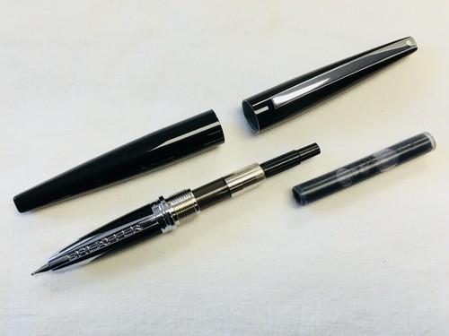 Pluma Estilográfica Sheaffer Taranis Negro Brillante “B” Plumín - Imagen 9 de 9