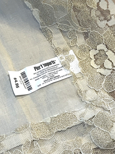 Pier 1 Fabric Napkins Cream Gold Metallic Shabby Chic Lace 20"x20" NWT Set of 4 - Picture 6 of 7
