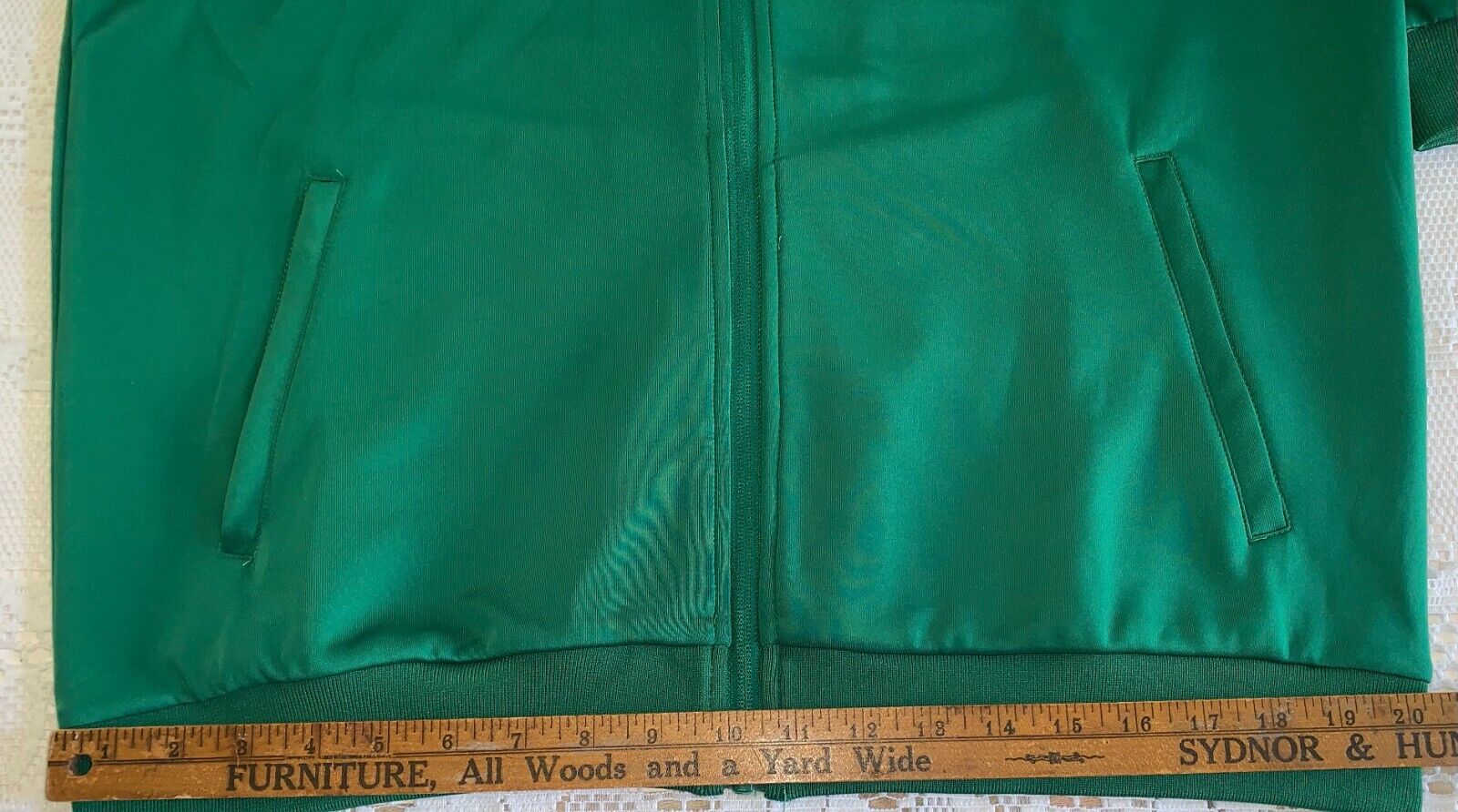 Foto 15 di 23